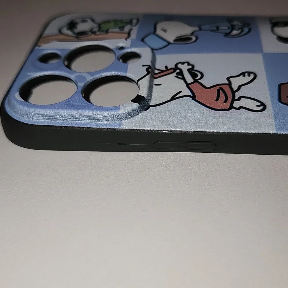 Brand new Apple IPhone 🍎 15 Pro Max Peanuts Snoopy soft Silicone Phone Case